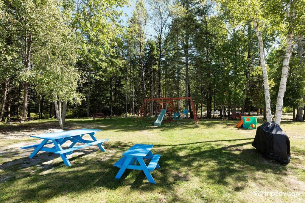 3 Bedroom Pool Playarea Campfire Cozy * Bar Harbor